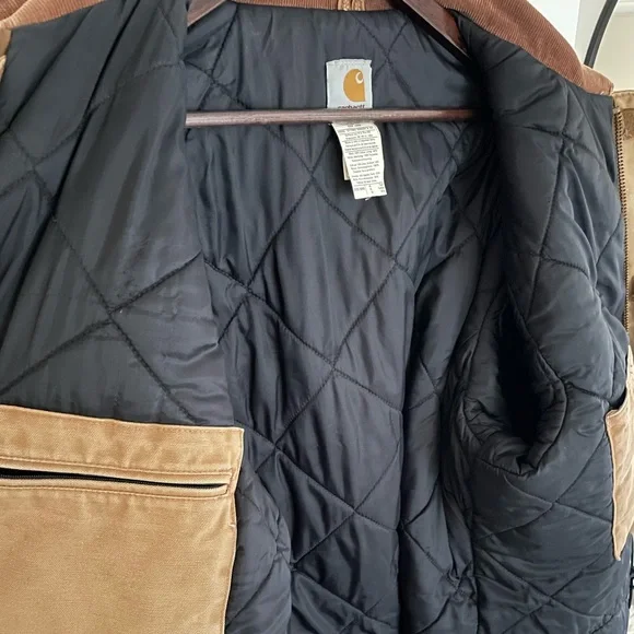 Genuine Carhartt Duck Jacket - Distressed & Super Clean 🧼 🧥 - Made in USA 🇺🇸 - L - Picture 5 of 10
